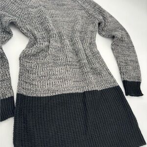 Gray and Black Women's Sweater/ 90s grunge cottagecore cozy cable knit tunic